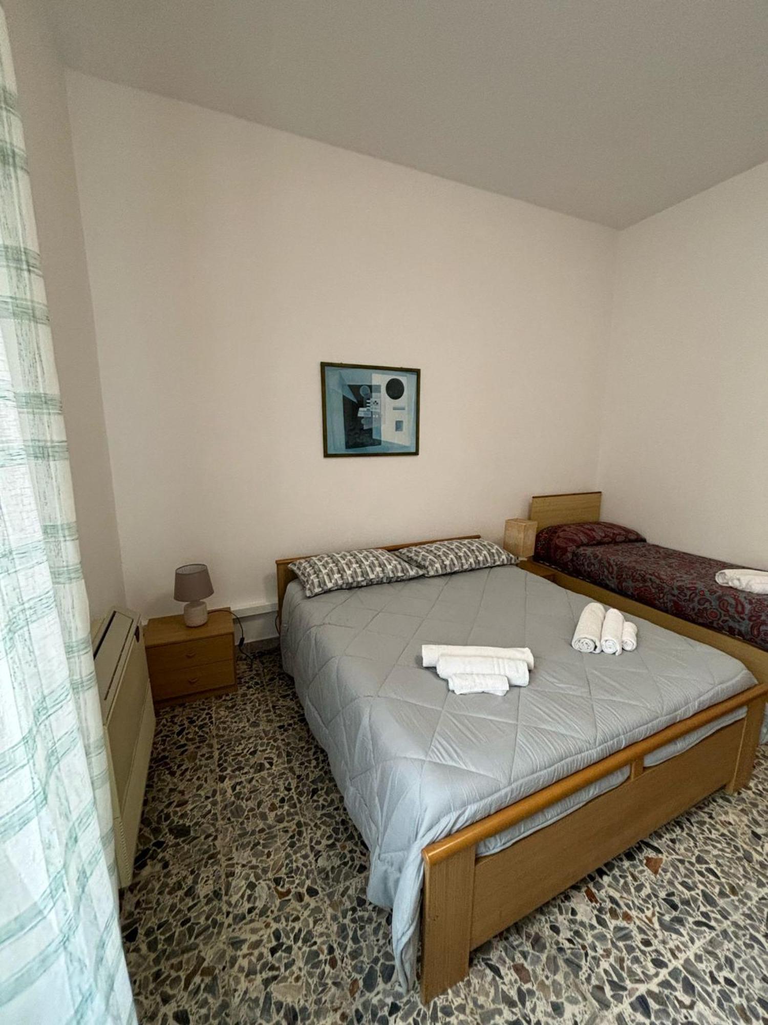 Pm 41 Via Ennio Porrino Guest House Алгеро Екстериор снимка
